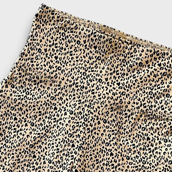 BP NWOT ANIMAL PRINT PULL ON ATHLETIC BIKE SHORTS TAN BLACK XS - Picture 4 of 9
